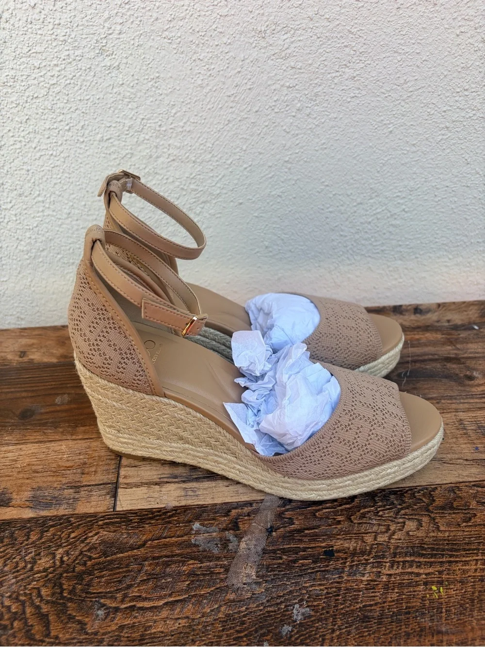 NWT and Box Womens Tan Espadrille Wedge Sandals with Ankle Strap